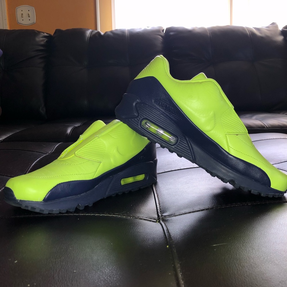 Women’s Nike x Sacai Air Max 90